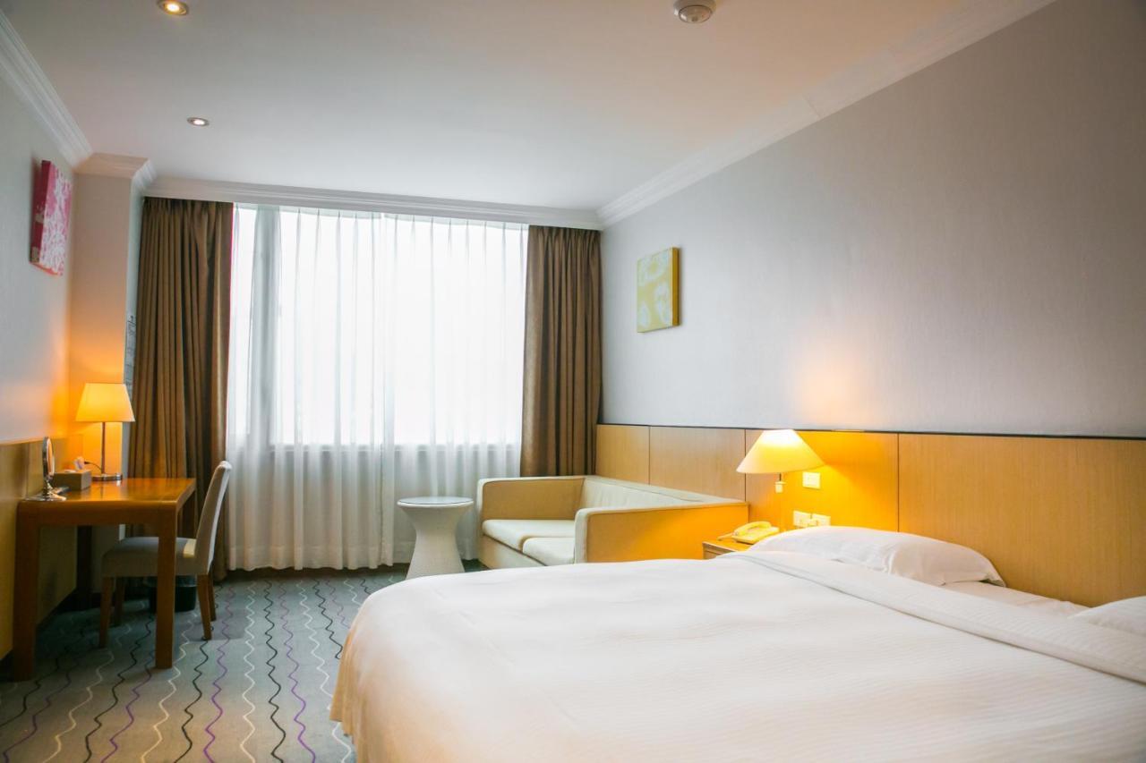 Jiaoxi-The Riverside Hotel Buitenkant foto